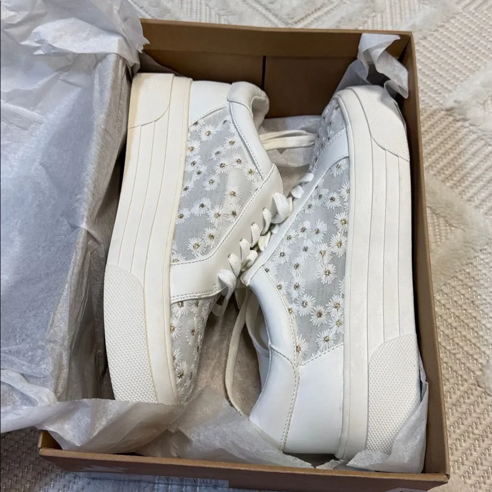 Jessica Simpson Cherello Platform Sneaker